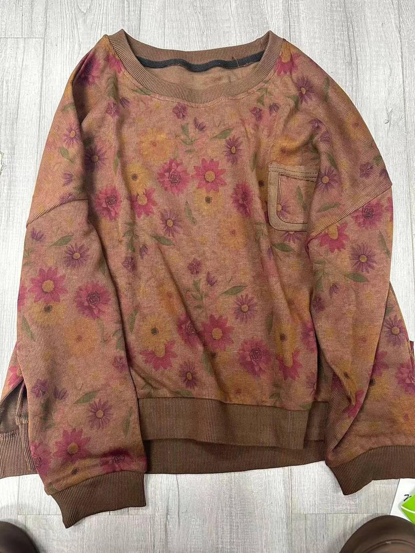 HY    红黄花印花卫衣