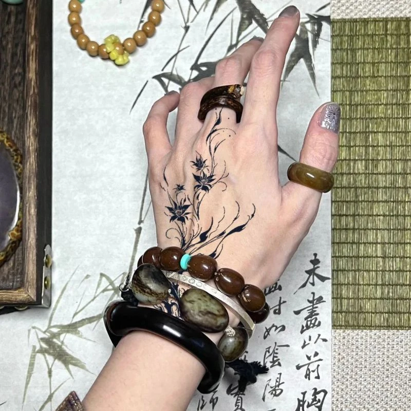 花肆意生长 高颜值暗黑系草本果汁纹身贴防水持久手腕不反光潮流