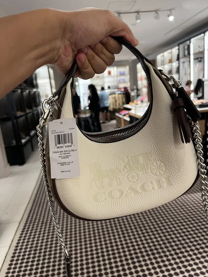 全新未使用 COACH/蔻驰 CARMEN迷你斜挎包 时尚豌豆包