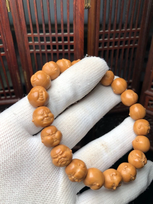 猴头核桃雕刻人生百态手串0606