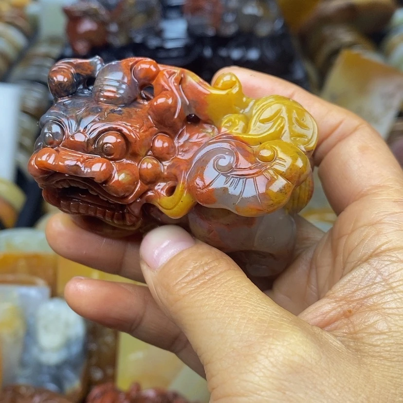 【闪购商品】石英质玉（黄龙玉）颈饰未镶嵌