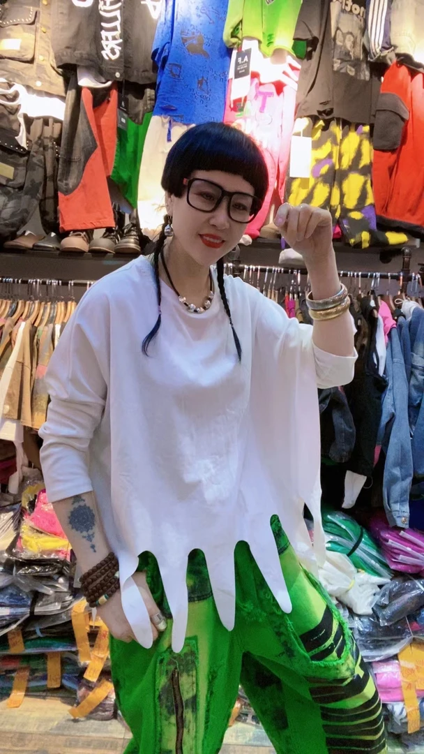 春夏款时尚下烂条卫衣