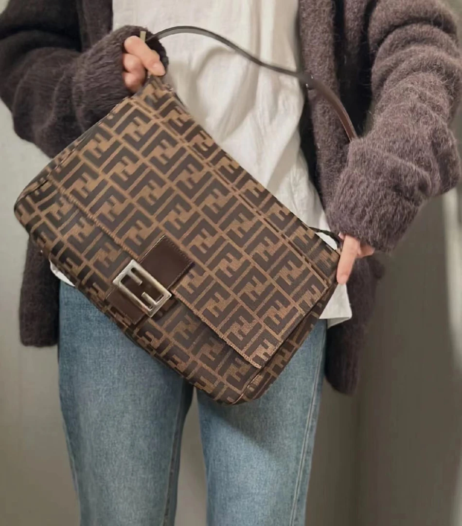 95新 FENDI/芬迪 Fendi/大法棍max/4380/