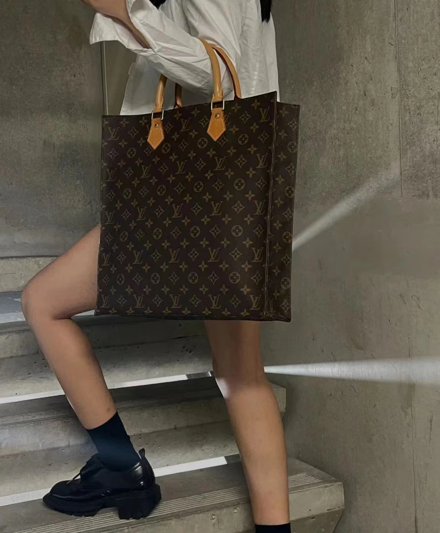 95新 LouisVuitton/路易威登 路易威登琴谱包/3599