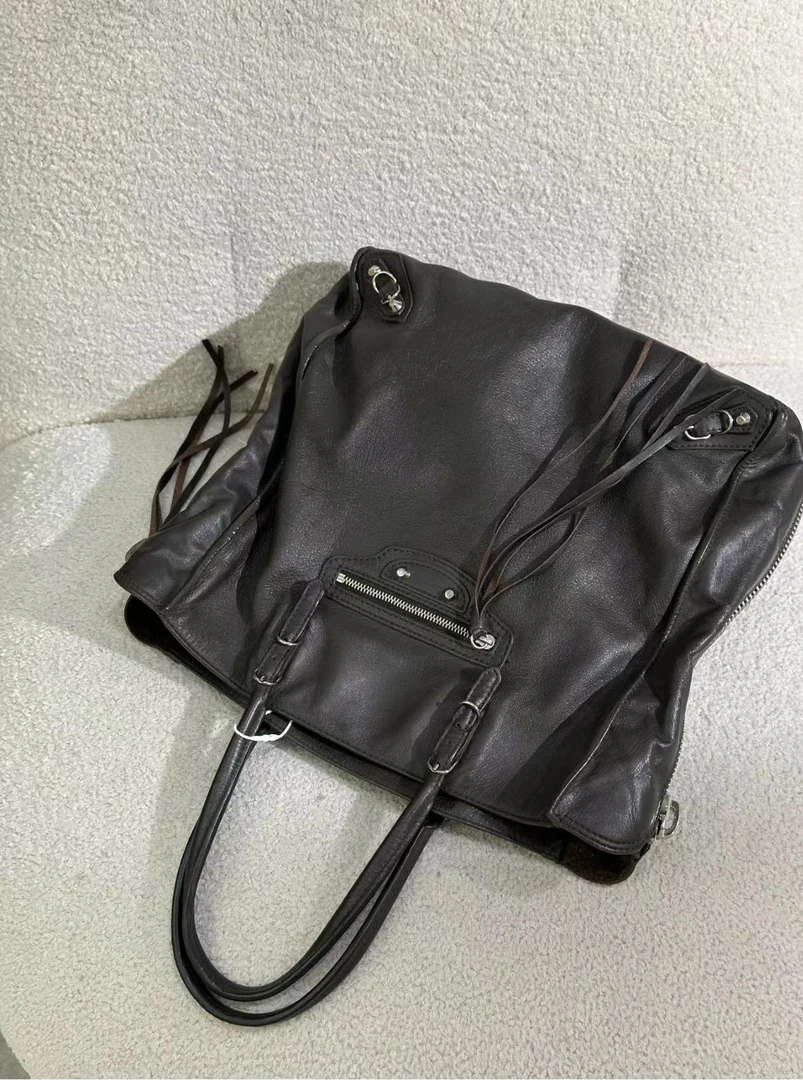 95新 Balenciaga/巴黎世家 巴黎世家机车托特包/2999