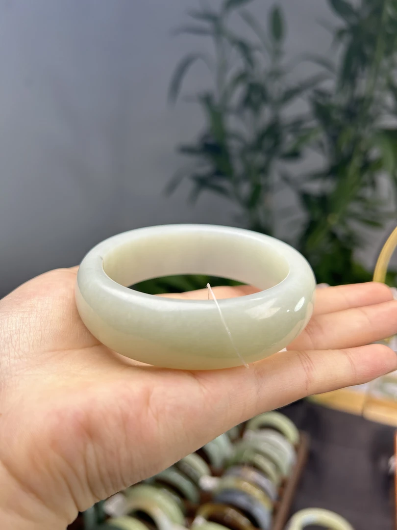 和田玉且末蓝宽版手镯60圈