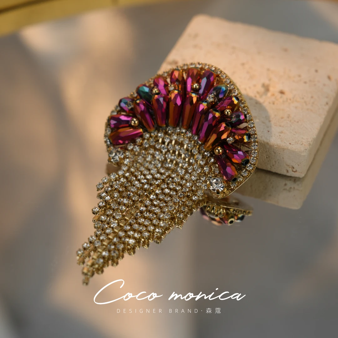 铜合金胸针 【小霞珠宝】小水母百搭彩色复古设计师重工奢华WA513