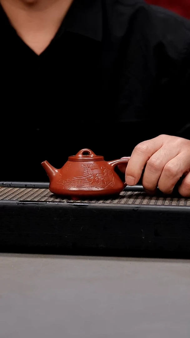 【闪购商品】紫砂茶壶朱泥刻绘小子冶石瓢