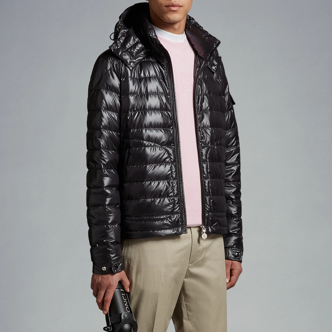 全新未使用 MONCLER 蒙口薄款maya羽绒服男士外套/专柜/Lauros