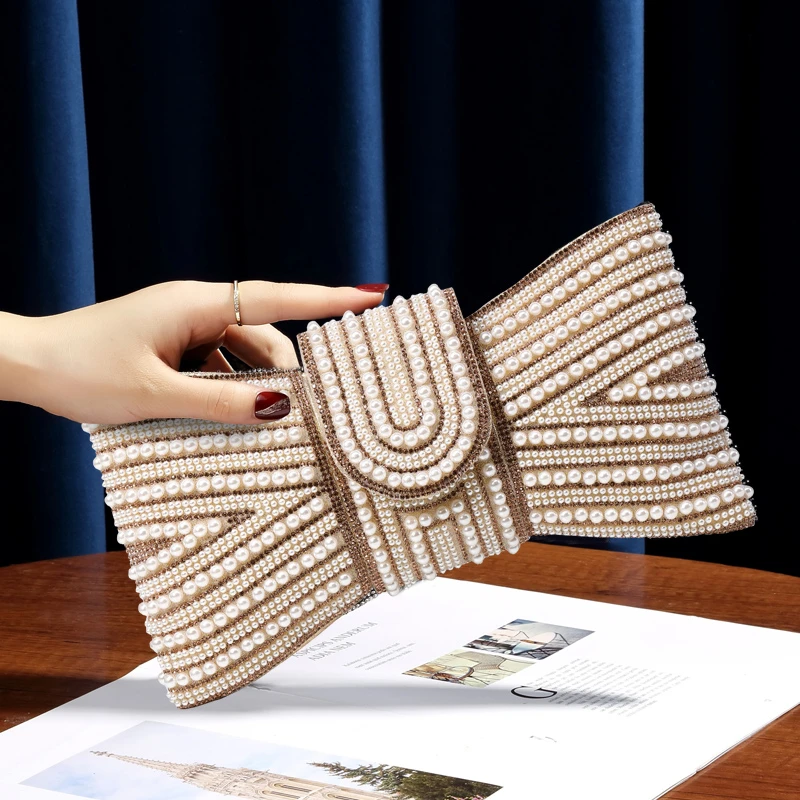 2024新款时尚珍珠宴会手拿包名媛红毯走秀包晚宴包链条单肩小包女