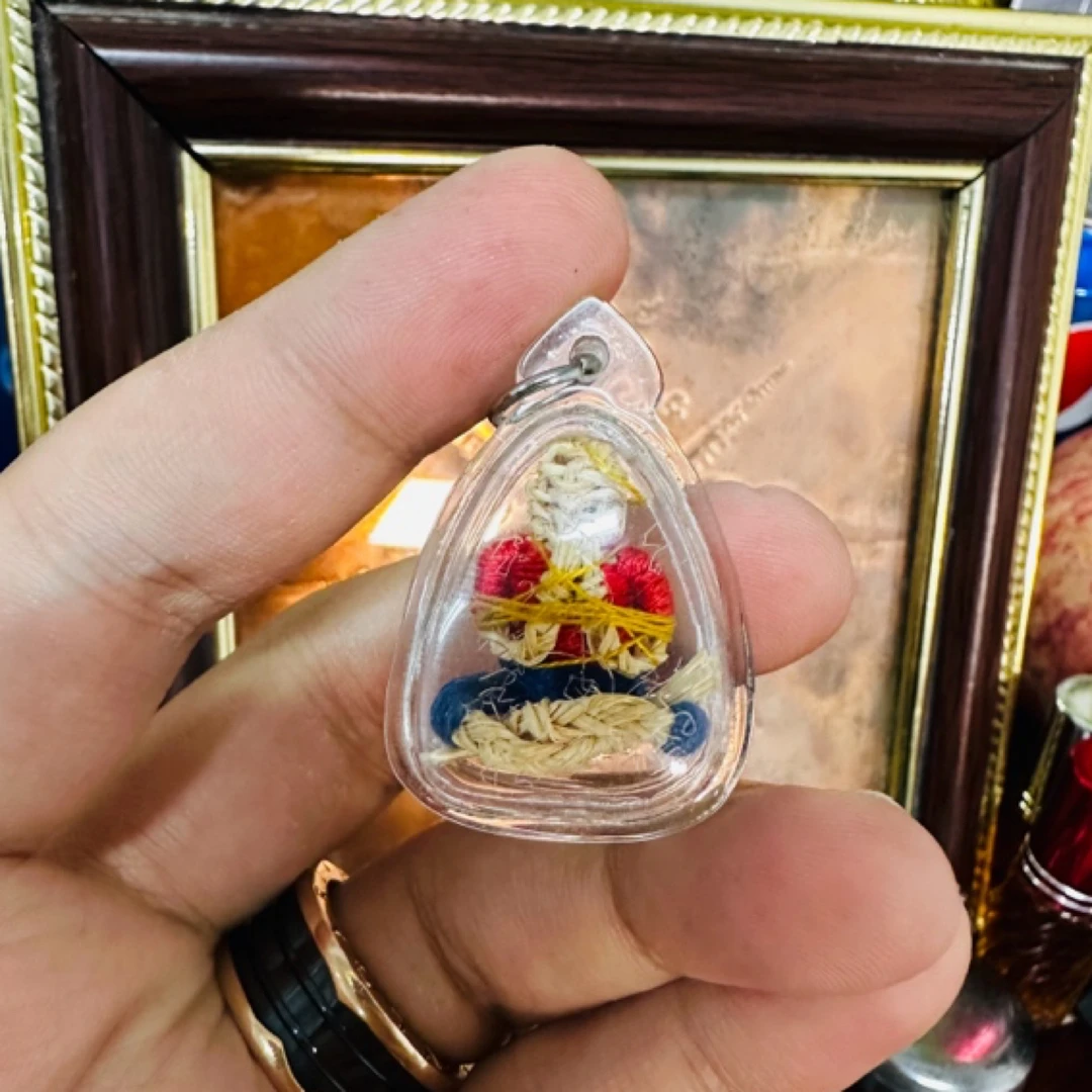 P迪勇仔 双色稻草人