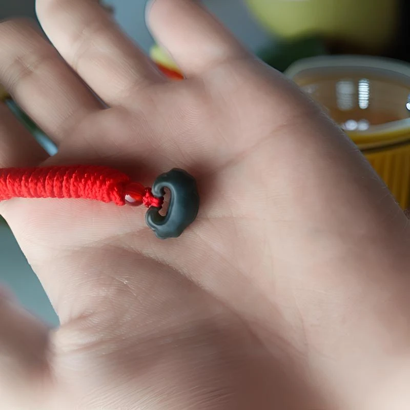 和田玉青玉时尚如意锁吊坠平安如意锁玉坠