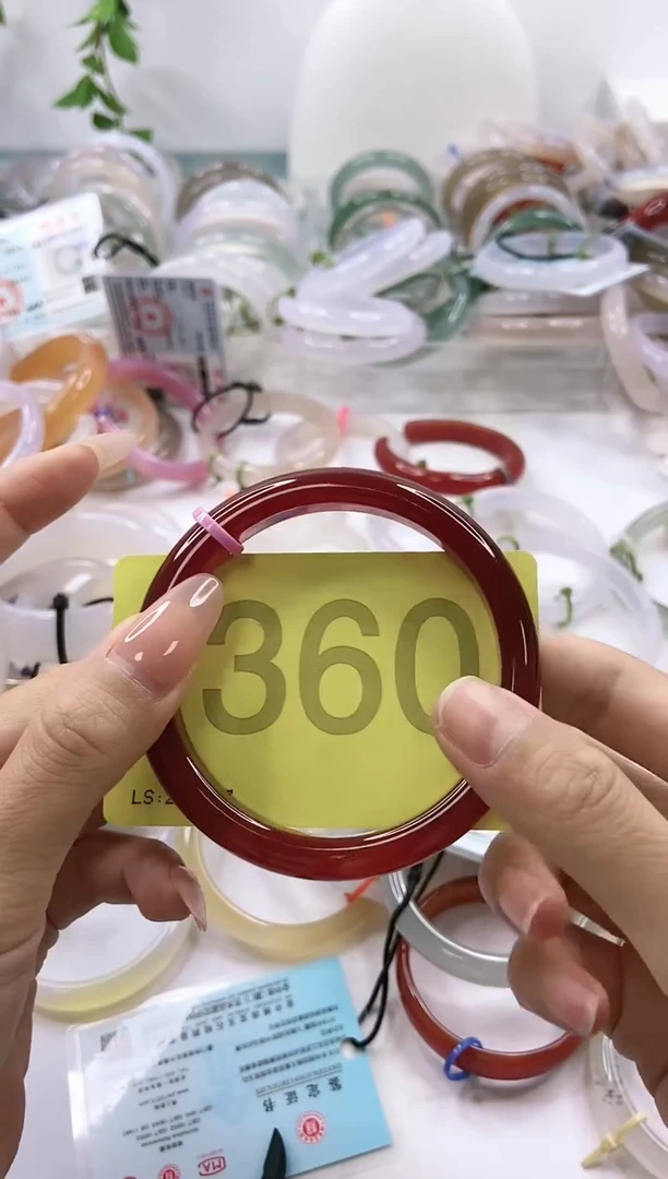 【闪购商品】玛瑙/玉髓手镯未镶嵌6364