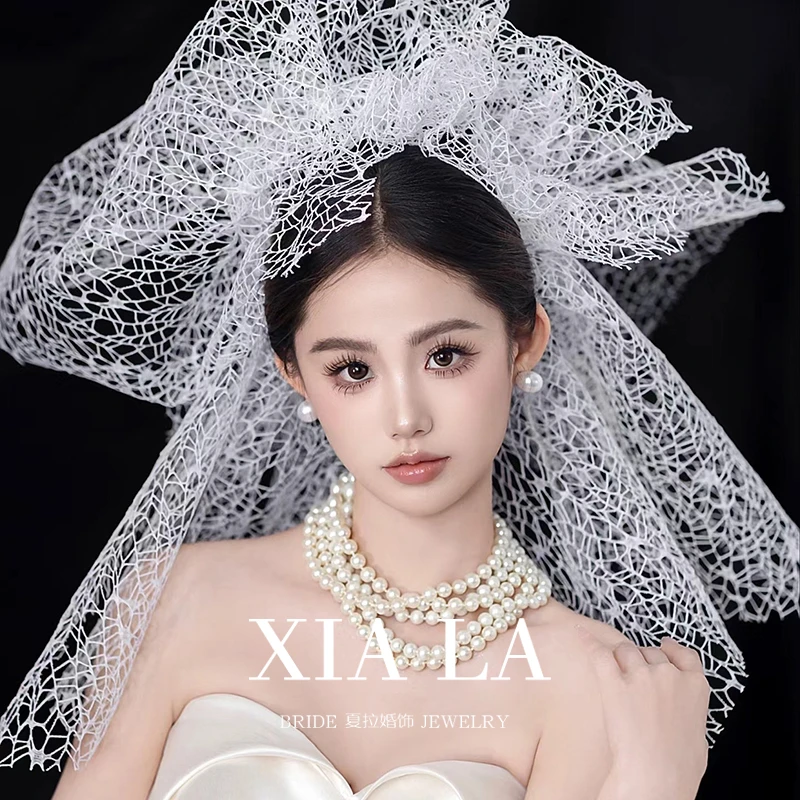夏拉2024新款个性立体网纱新娘头纱时尚样片婚纱头饰品酒红蓬蓬纱