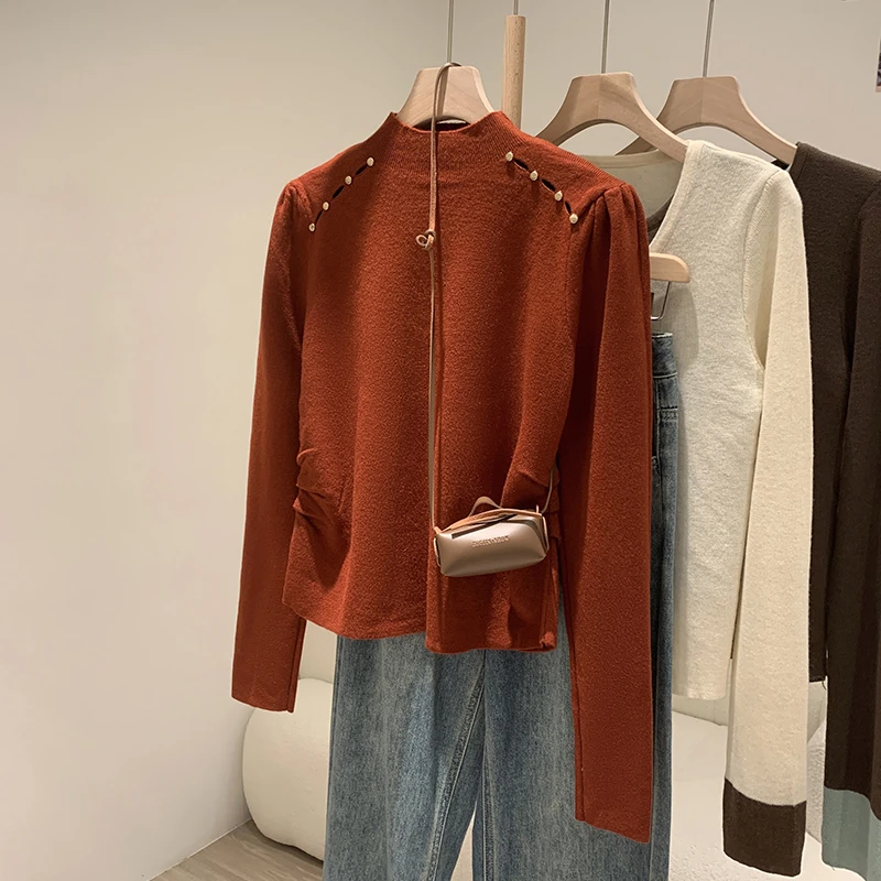 安可拉红小立领软糯针织衫冬季半高领金属扣收腰打底衫内搭毛衣女
