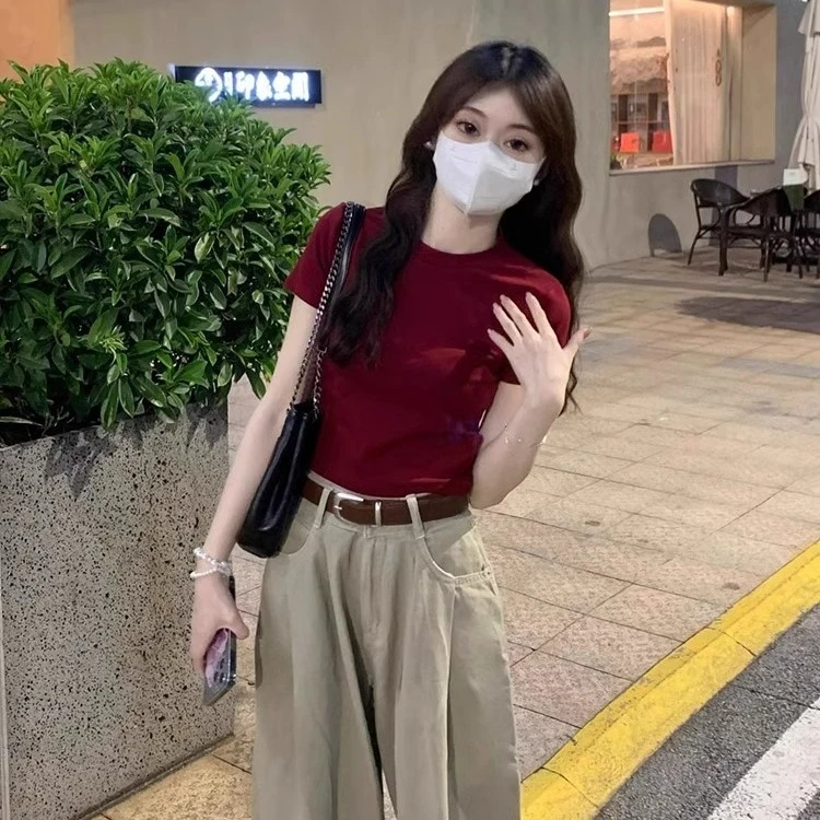 复古红色正肩短袖T恤女士夏季辣妹纯色洋气短款修身显瘦时尚上衣