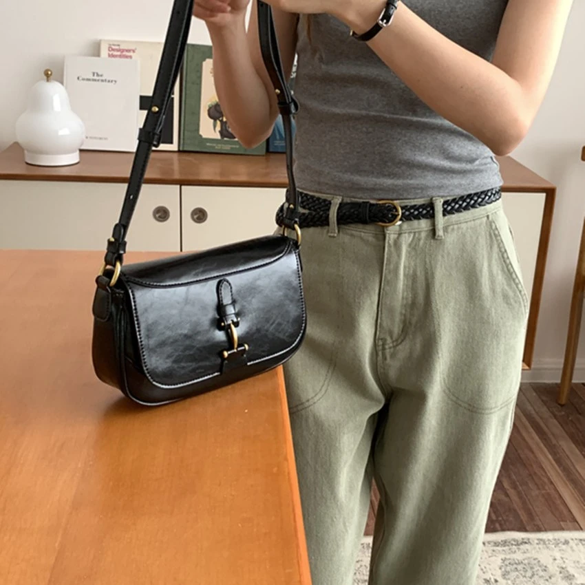 肥肥自制包包女士2023新款韩国ins小众设计银色单肩斜挎小方包潮