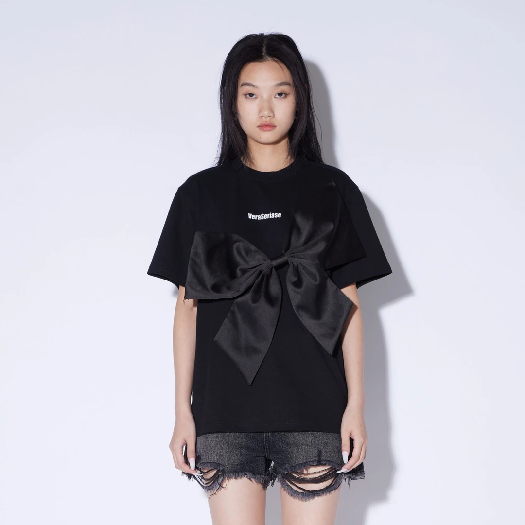 VERA SERIASE 新款夏季宽松立体蝴蝶结装饰圆领短袖 1I1A1TX040