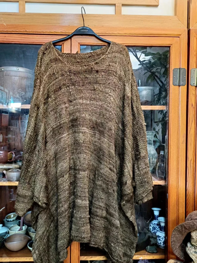 手工编织植物染色柞蚕丝套头衫（衣长82厘米，胸围2米）