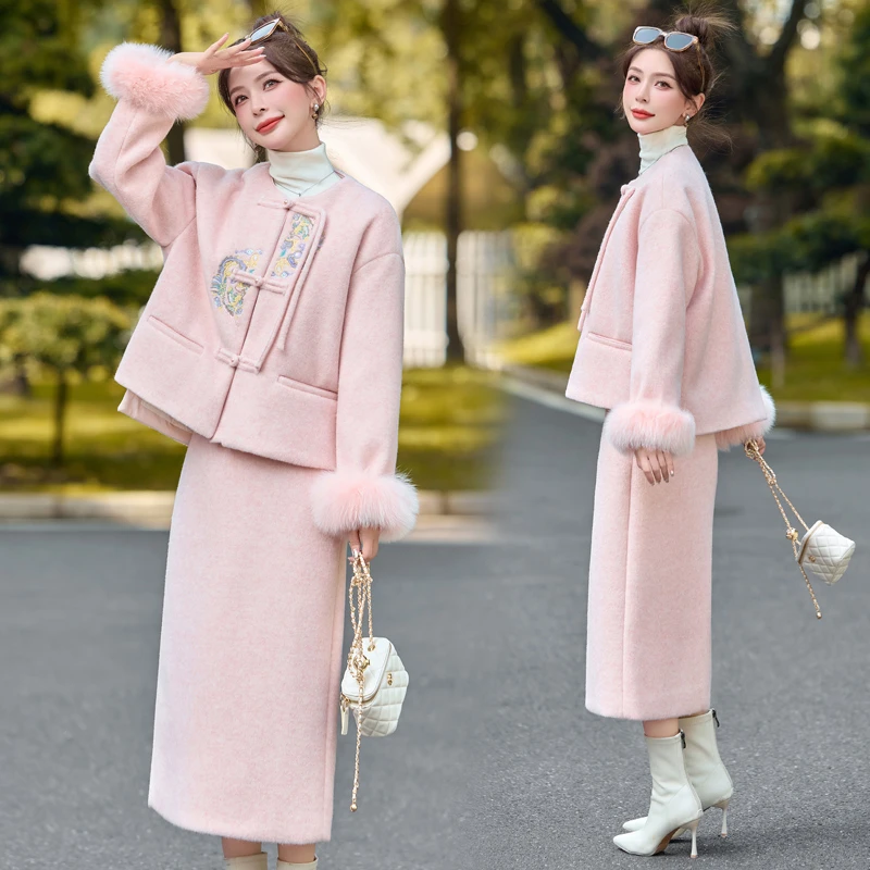 狐狸毛新中式复古国风盘扣羽绒加厚套装女2024冬季新款刺绣两件套