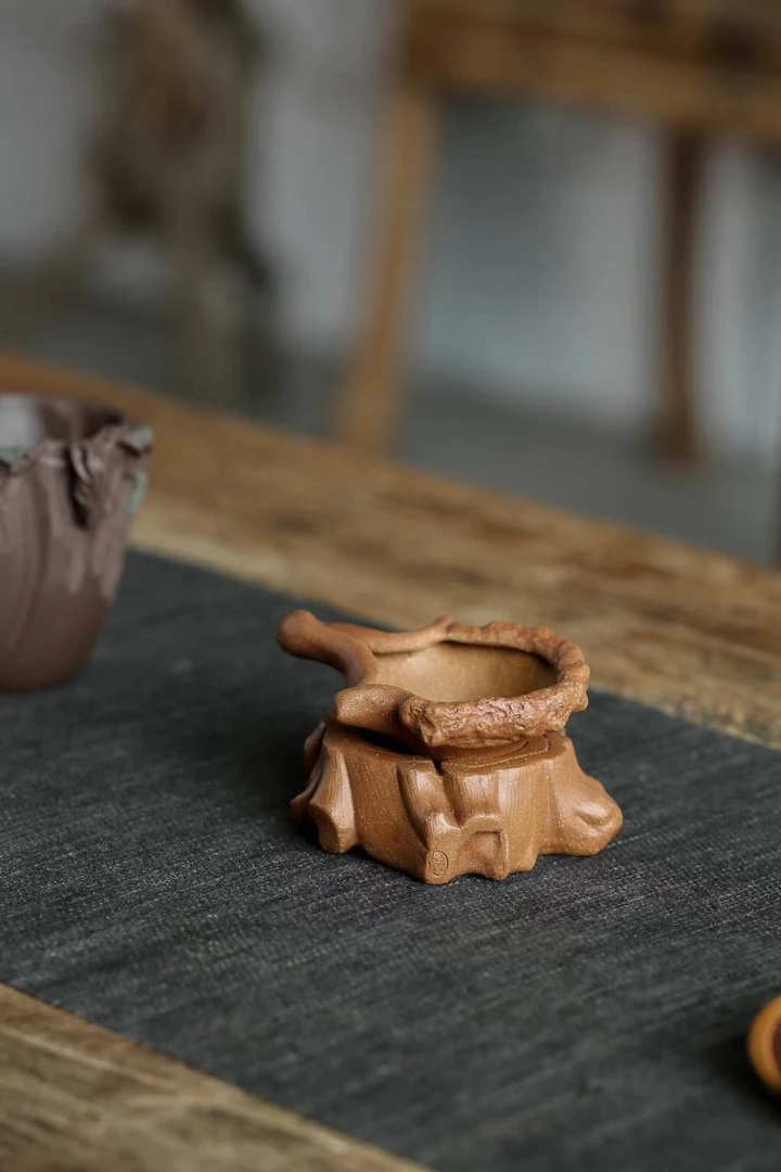 宜兴紫砂壶配件 紫砂过滤器分茶器过滤网 原矿段泥树桩茶漏可爱