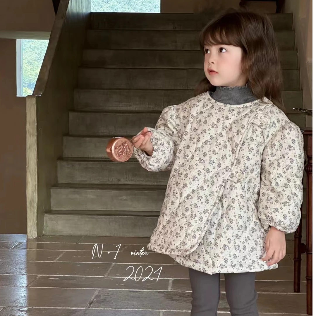 桐家女宝宝碎花棉服