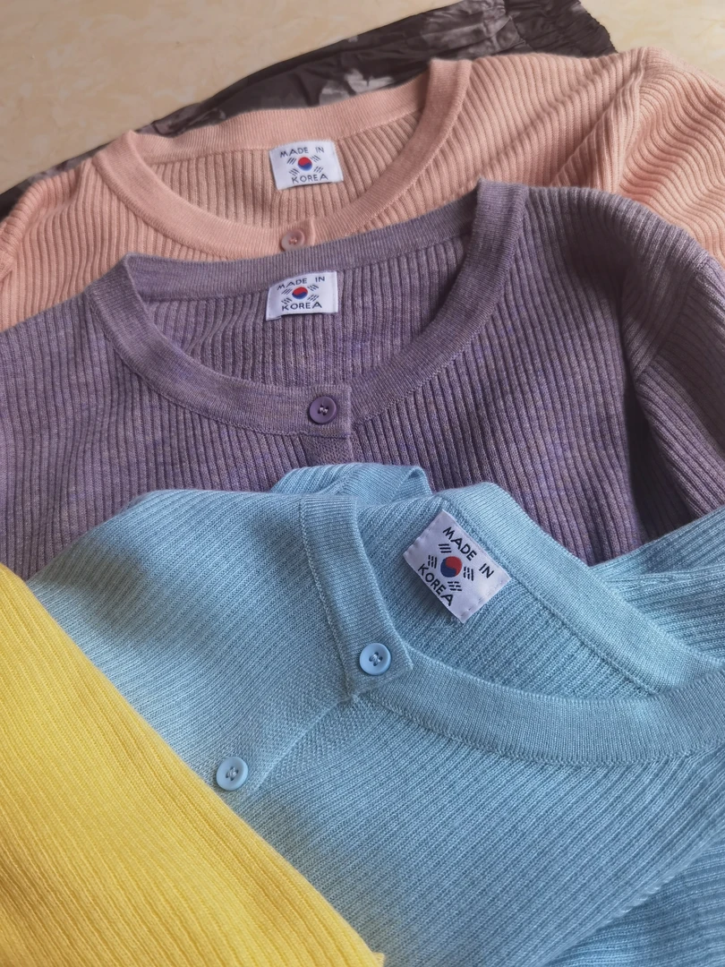 多色圆领百搭时尚开衫