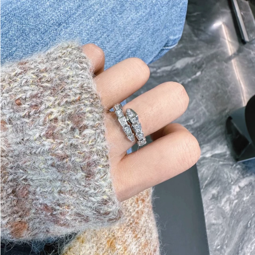 钛钢合成锆石戒指 蛇骨戒指满钻百搭