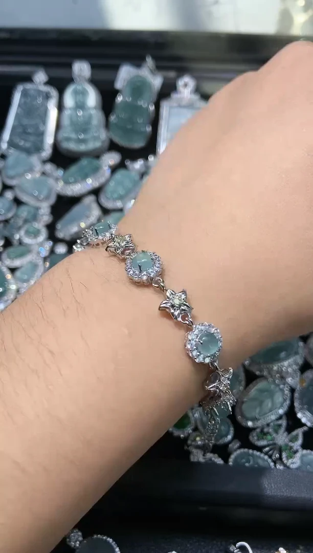 【闪购商品】翡翠颈饰未镶嵌翡翠