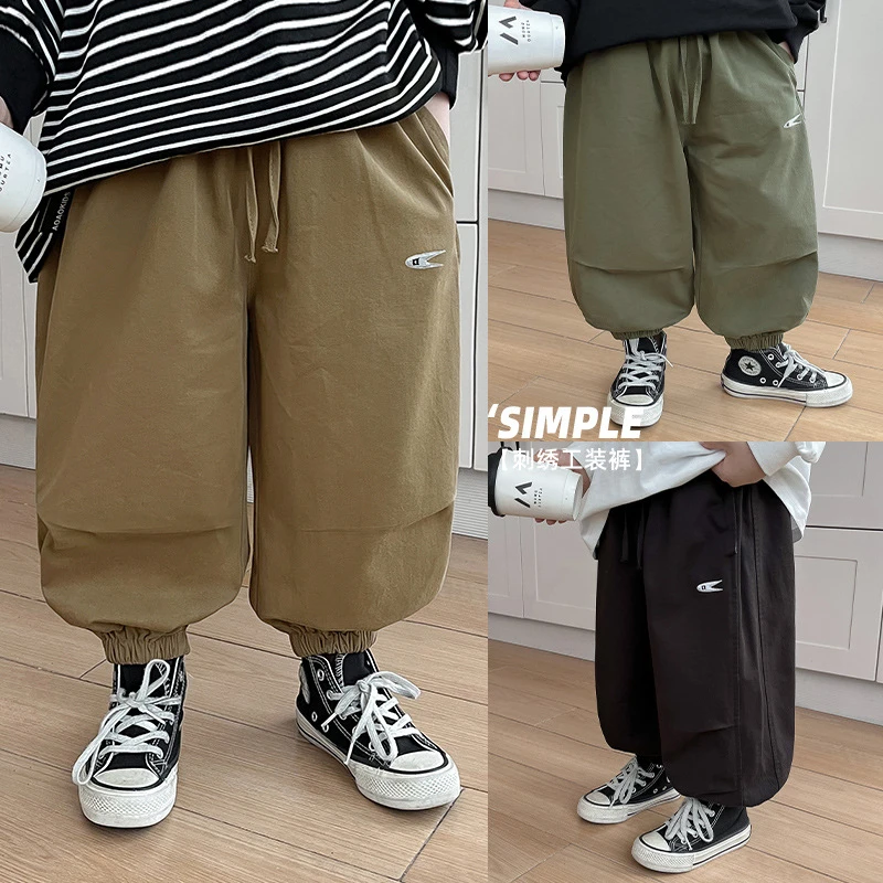 儿童24春款帅气宝宝休闲长裤韩版刺绣纯色男童工装裤潮