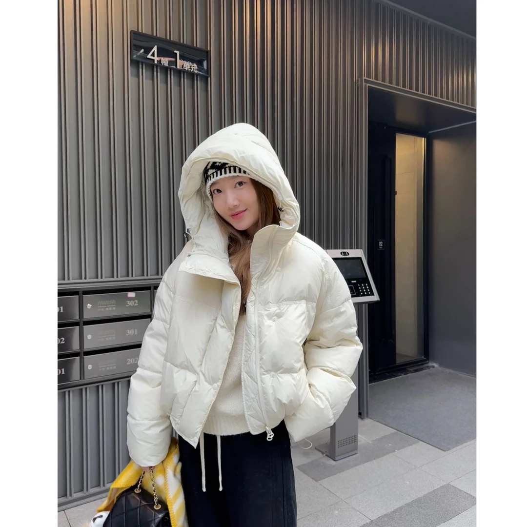 MINGMING/任铭铭 2024冬季新款纯色宽松连帽加厚时尚漂亮羽绒服