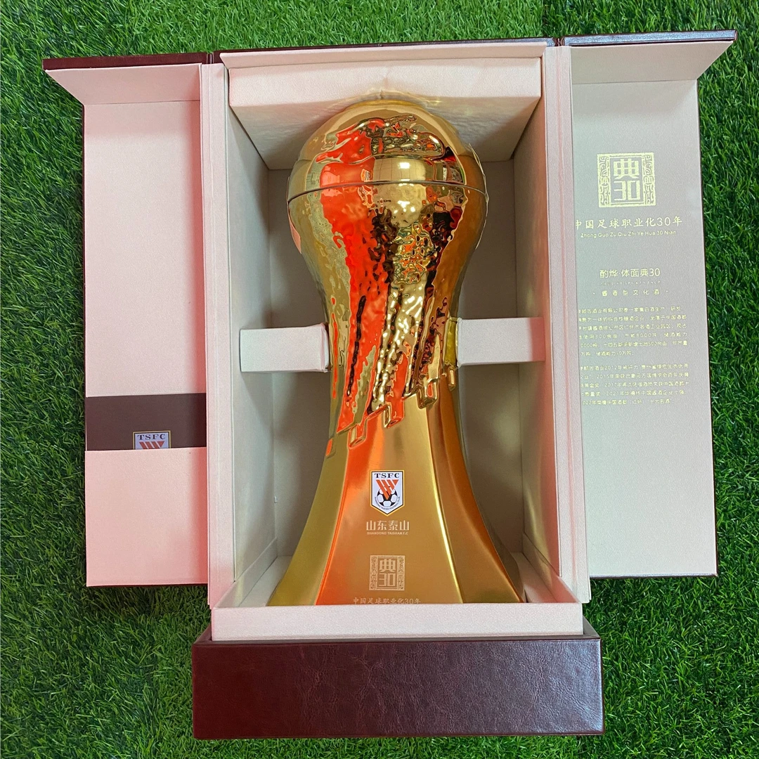 TSFCTSFC山东泰山中超联名典30酱香53度白酒