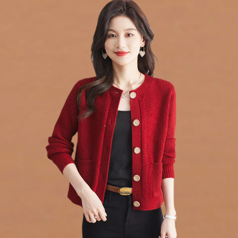 短款针织开衫女春秋时尚小个子高腰外搭配裙子毛衣上衣爆款外套秋