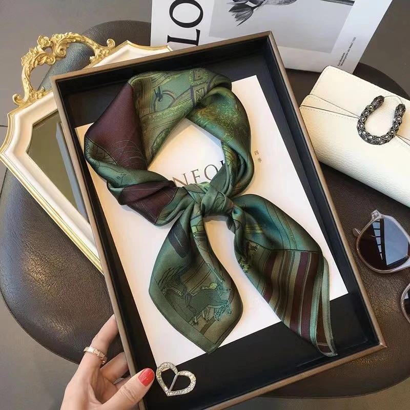 四季【莱茵绿】70小方巾女百搭文艺装饰复古冬季领巾职业秋冬