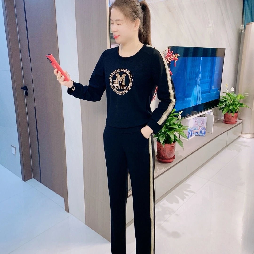 【十姐妹推荐】2024新款秋冬季时尚休闲运动套装圆领洋气显瘦长袖