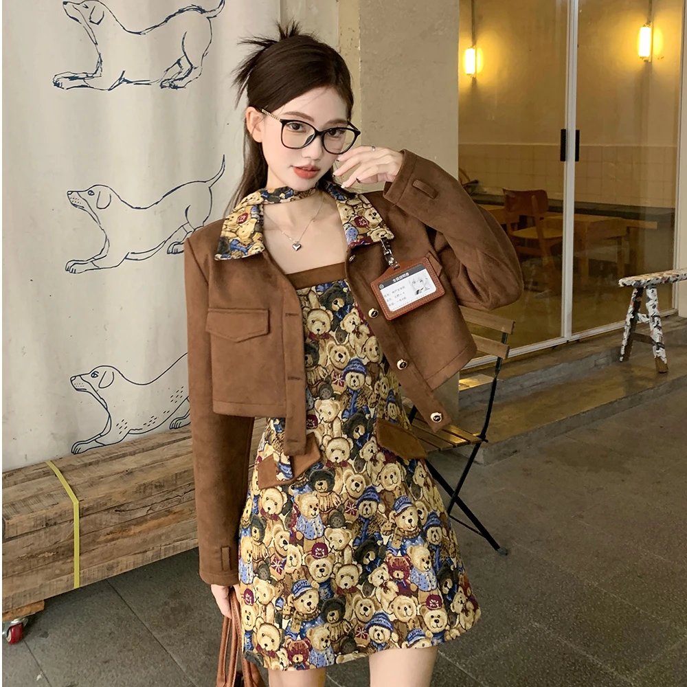 时尚套装秋季美式学院小熊吊带连衣裙高级感短款皮外套女机车套装