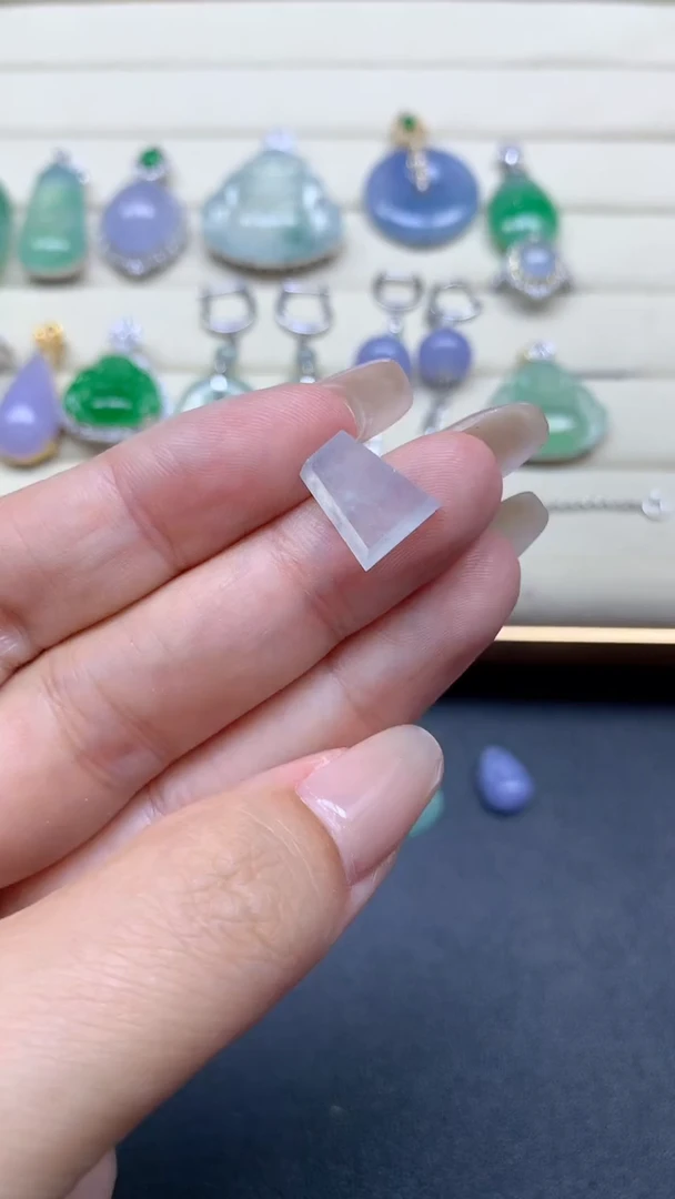 【闪购商品】定制翡翠未镶嵌翡翠