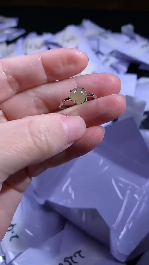 【闪购商品】翡翠戒指银S925镶嵌81