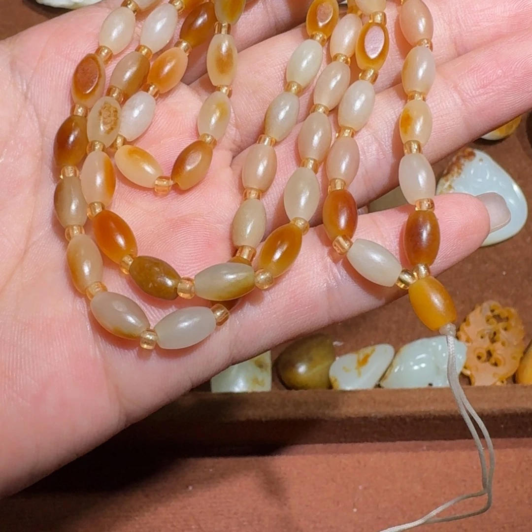 和田玉挂件未镶嵌尚****室