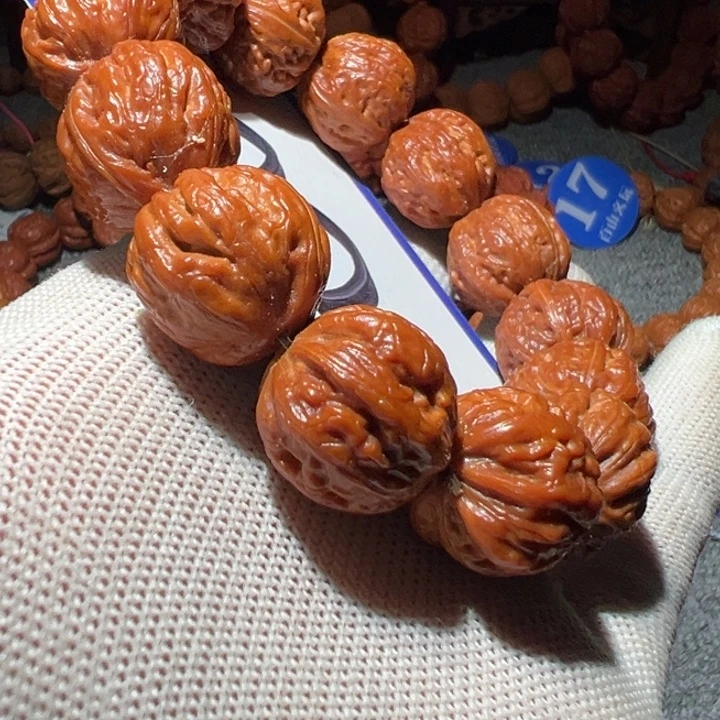 桃核手串一***茶3粗筋八棱核桃手串有色差