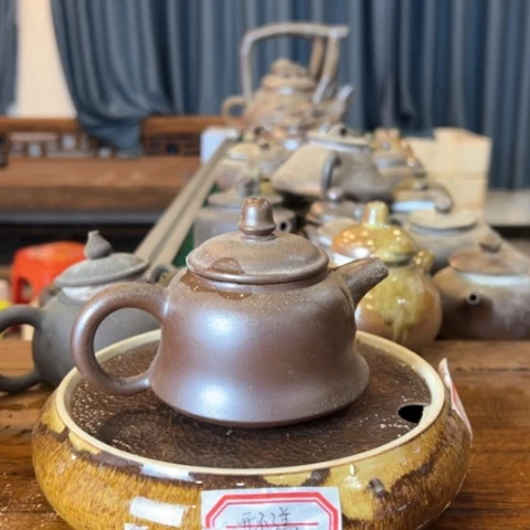 贵台龙窑柴烧茶壶105一**狗