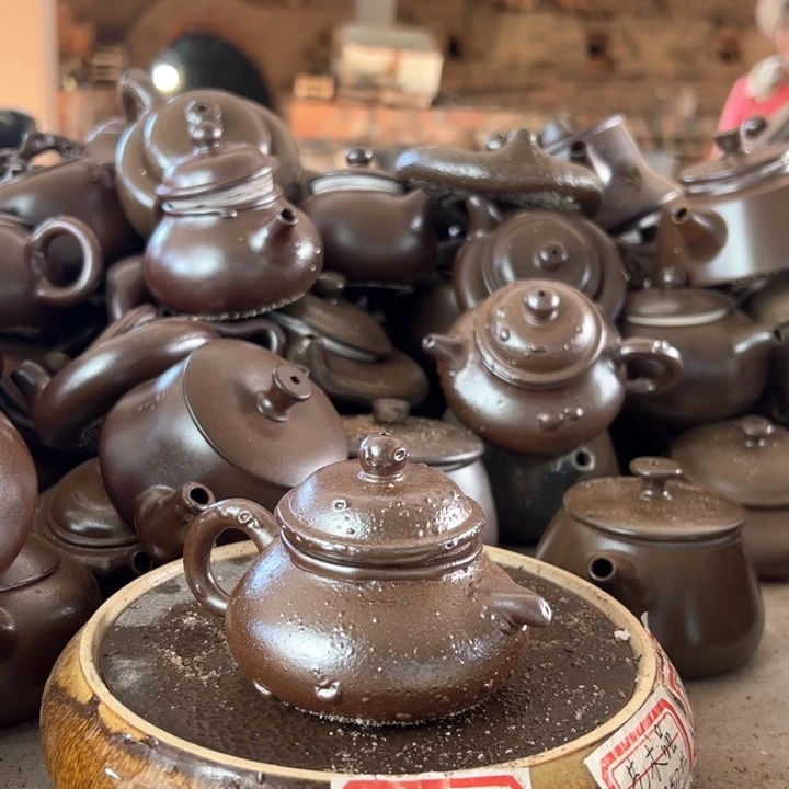 贵台龙窑柴烧茶壶A174
