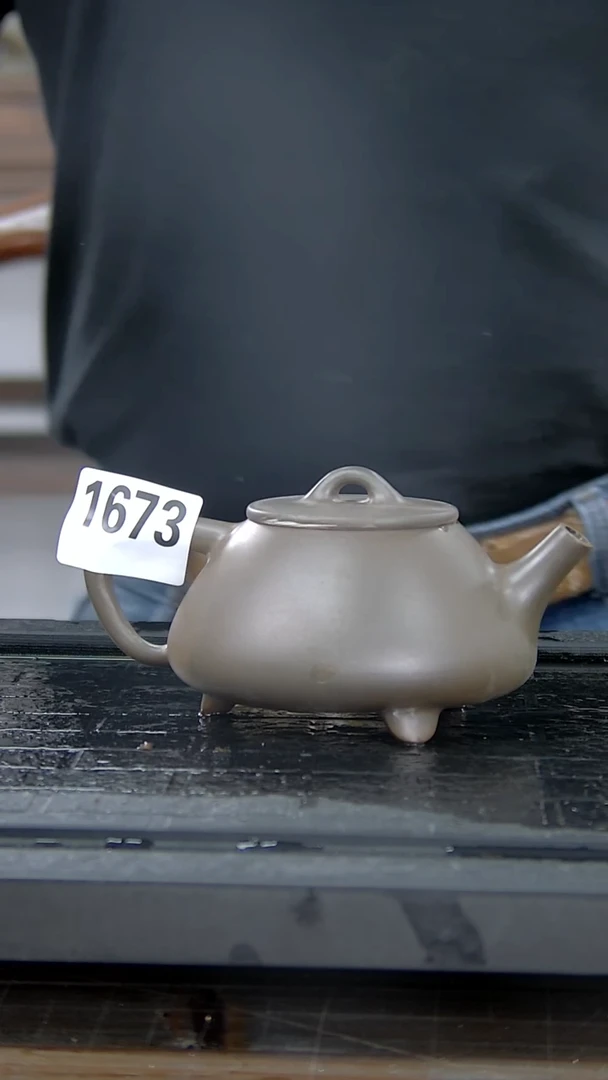 【闪购商品】贵台龙窑柴烧茶壶1673