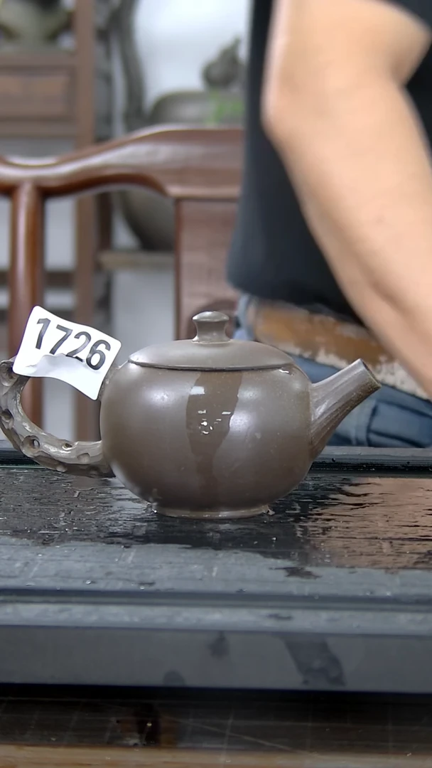 【闪购商品】贵台龙窑柴烧茶壶1726