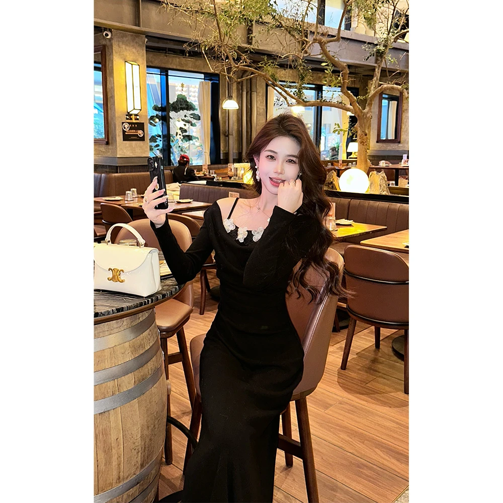 【莫奈花园】法式百搭针织显瘦连衣裙女秋冬气质内搭包臀长裙LL9405