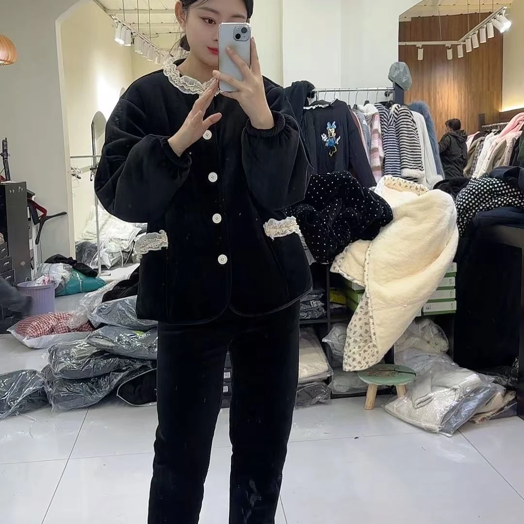 【好娃娃】金丝绒蕾丝花边领家居服套装