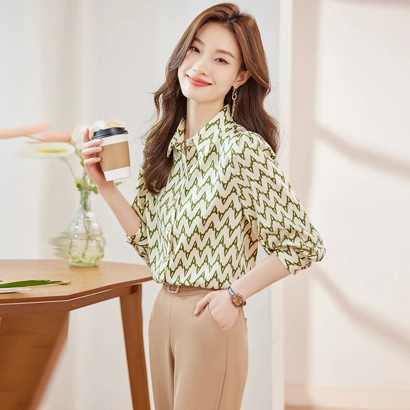 Q6893新款春秋长袖衬衫百搭小众洋气显瘦衬衣时尚印花碎花女衬衣