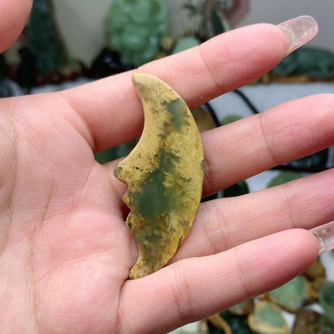 岫岩河磨玉(透闪石质玉)挂件未镶嵌