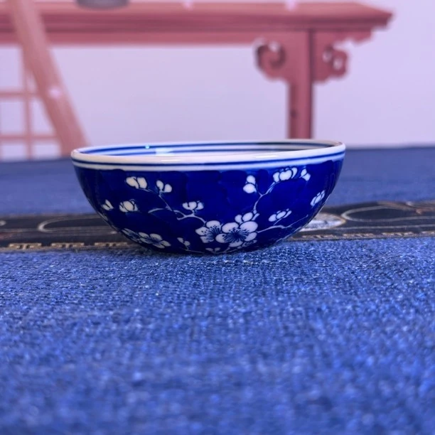 手绘冰梅普洱杯景德镇红稀土茶杯陶瓷茶具主人杯釉下彩品茗杯