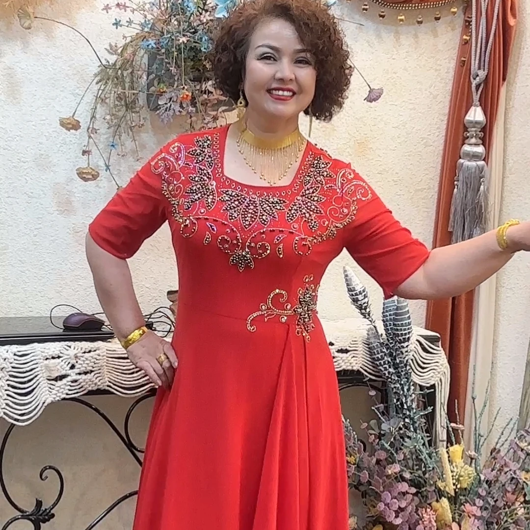 2024夏季新款短袖大码高气质连衣长裙